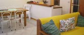 Salotto con angolo cottura